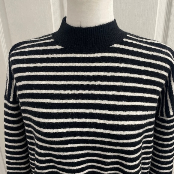 LOFT Mock Neck Turtleneck Front Tie Sweater Wool Blend Drop Shoulder Roomy SZ M - Picture 7 of 11
